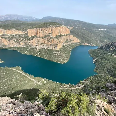 Hébergement de vacances Casa Acollidora I Familiar Amb Jardi I Barbacoa *