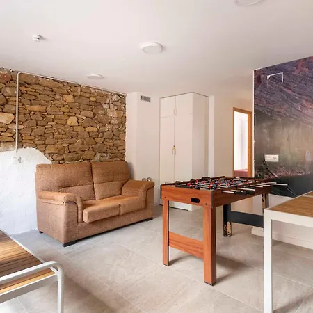 Holiday home Casa Acollidora I Familiar Amb Jardi I Barbacoa